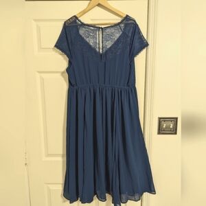 Torrid blue dress lace trim elastic waist full skirt size 18 (see description)